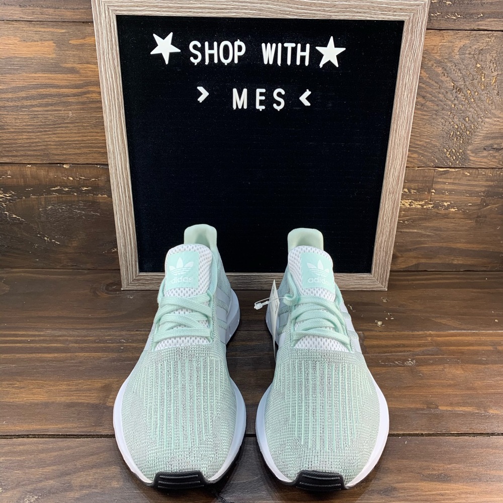 ADIDAS SWIFT RUN WOMENS SHOES - Picture 4 of 10